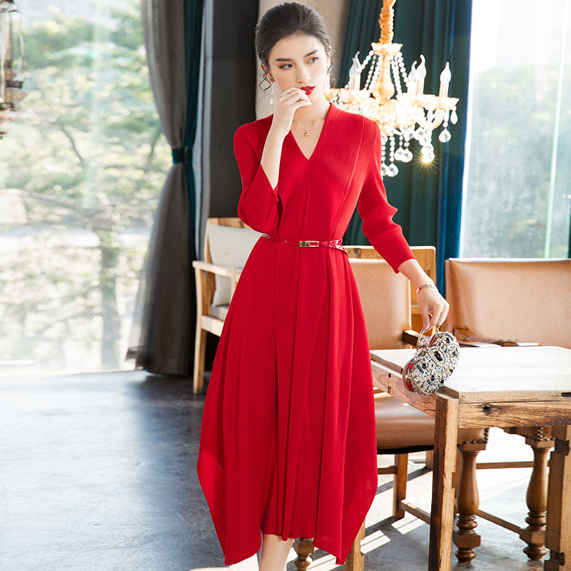 Spring 2020 New Women's Red Large Pleated Dress Fashion Popular Dress