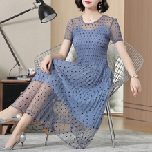 Summer Short Sleeve Fashion Dot Dress New Style Embroidered Lace Large Size Pleated Dress