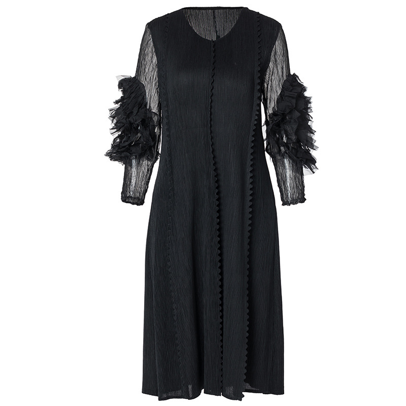 Spring Women Pleated Fashion New Solid Color Lace Puff Sleeves Loose Long Sleeves Lady Dress