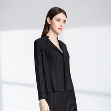 Autumn Winter Women Pleated Jacket New Style Top Women's Pleats Casual Short Coat