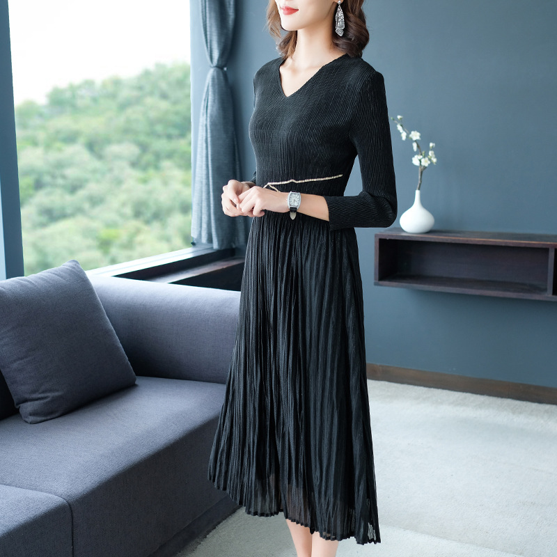 Winter Autumn Women Pleated Fashion New Tidal Dress Lady Elegant Big Size Dress