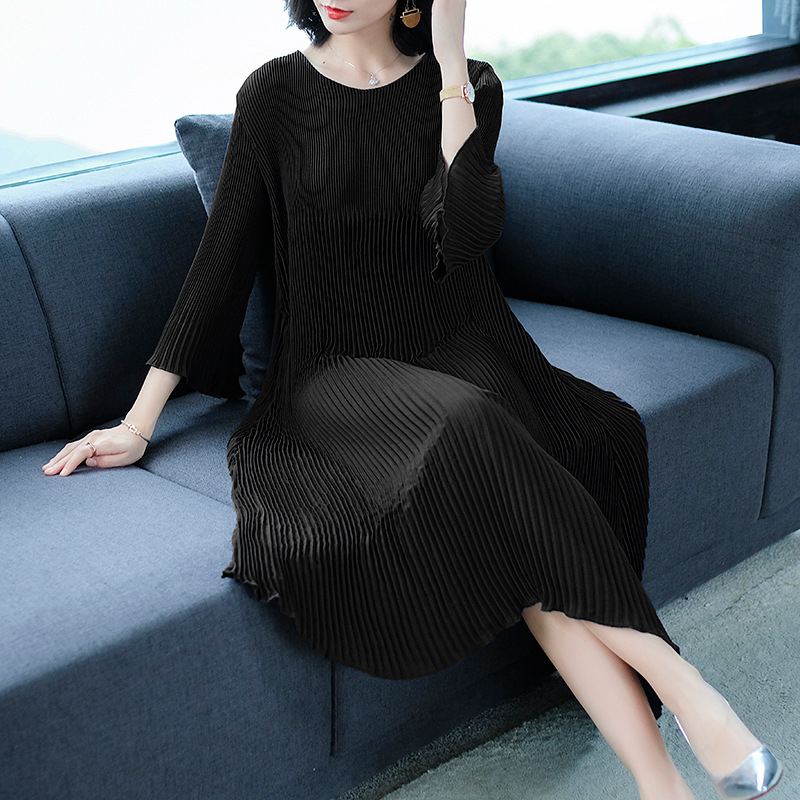 Women Pleated Fashion New Solid Color Loose Big Size Lady High Quality Long Dress