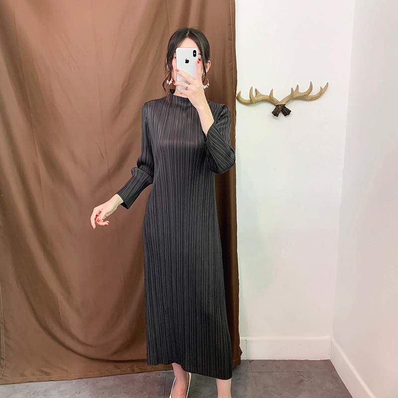 Autumn Winter Women Pleated Fashion New Tidal Loose Big Size Dress