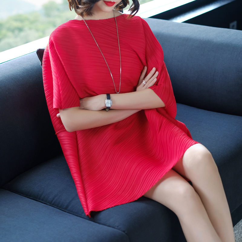 Loose Size Spring Summer 2019 New Fashionable Casual Bat Sleeve Pure Color Dresses