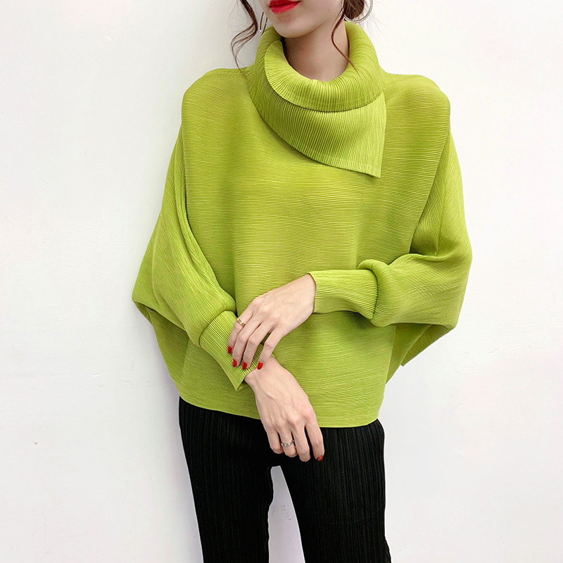 Pleated Lapel Bat Sleeve T-shirts Winter New Long Sleeve Pleated Bottoming Loose Women's Tops