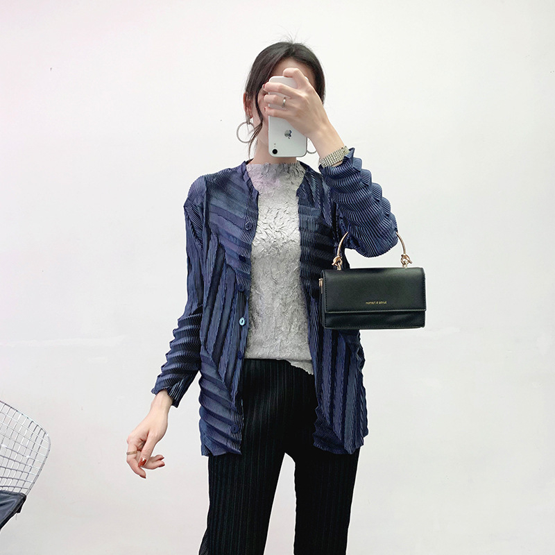 Pleated Outerwear Women's Spring 2020 New Loose Large Pleats Jacket