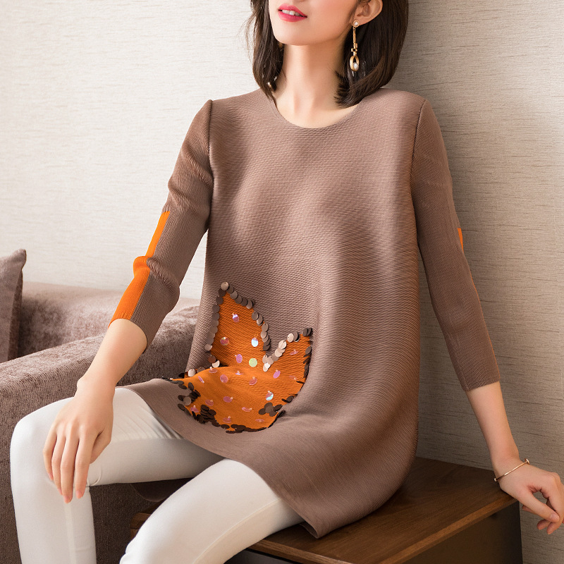 Women Big size Pleated Tops New Fashion Printed Nail Beads Loose Casual Shirt