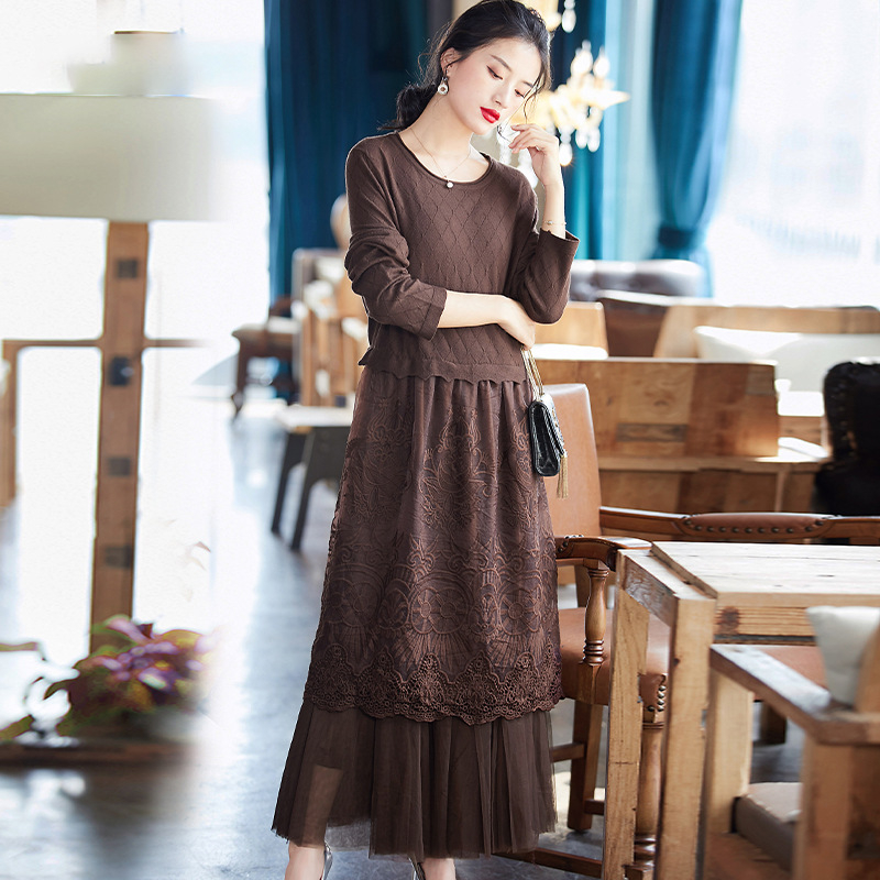 Autumn And Winter New Dress 2019 Knitted Embroidery Dress Loose Large Long Sleeve Dress