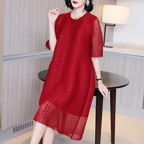 Women's Dress Spring 2021 New Female Red Mother's Pleated Dress