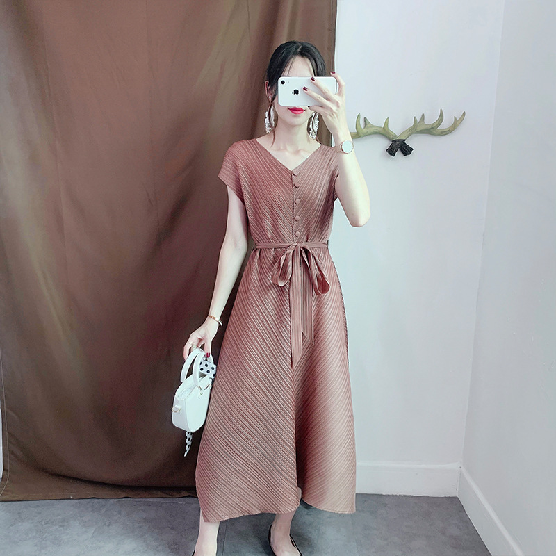 Women Summer Fashion New Pleated Loose Big Sized Belt Tidal Dress