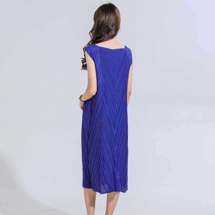 Pleated Solid Loose Dress Sleeveless Wide Shoulder Strap Design