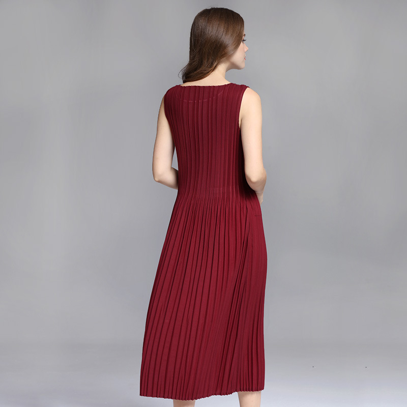 Thin Base Dress 2020 Spring Summer Fashion Pleats With Suspender Vest Dress