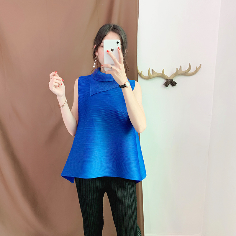 Women Tops Shirts Pleated Pure Color Classic Pleated Folded Small Vest Large Sleeveless Loose Fashion Underwear