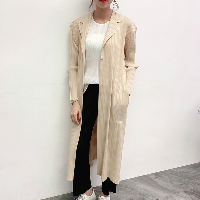 Pleated Windbreaker Autumn And Winter 2019 New Style Apricot Long Windbreaker Women's Coat
