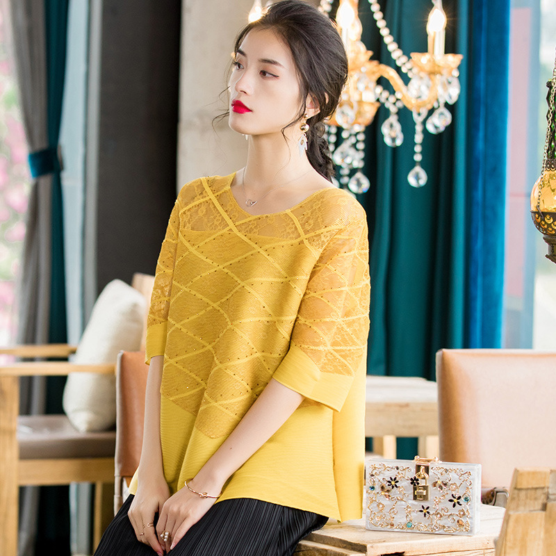 Women Embroidered Nail Beads Large Pleated Tops 2020 New Spring Round Neck T-shirt