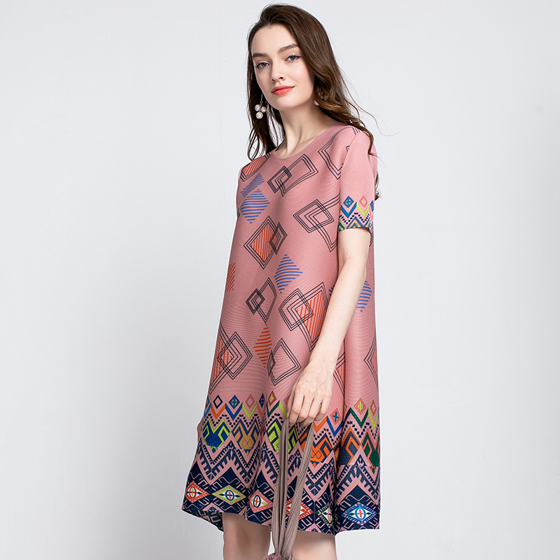 Women Summer Printed Short-sleeved Dress Pleated Digital Big Size Dress