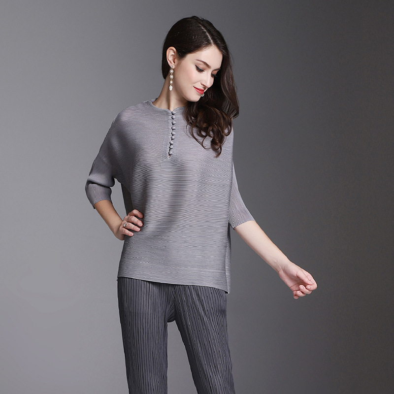 Autumn Spring Women Pleated Solid Color Lady Tops Elegant Fashion New Pullover Shirts