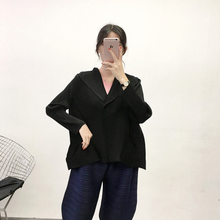 Pleated Jacket Women's Outerwear New Fall / Winter 2019 Lapel Large Size Thin Pleated Top Coat
