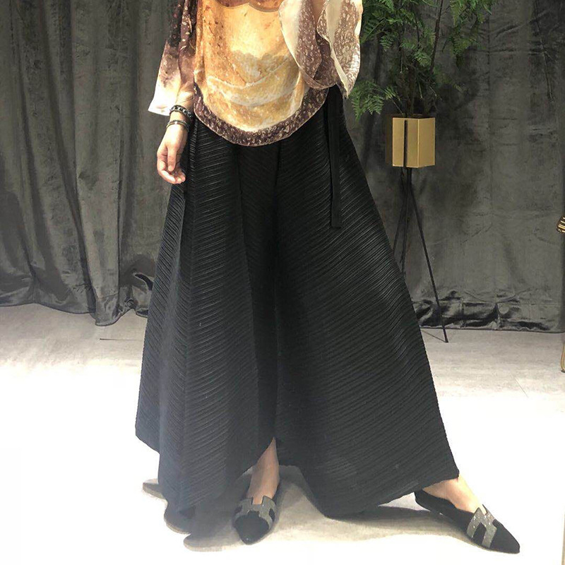 Autumn Women Pleated Trousers Loose Fashion Big Legging Pants