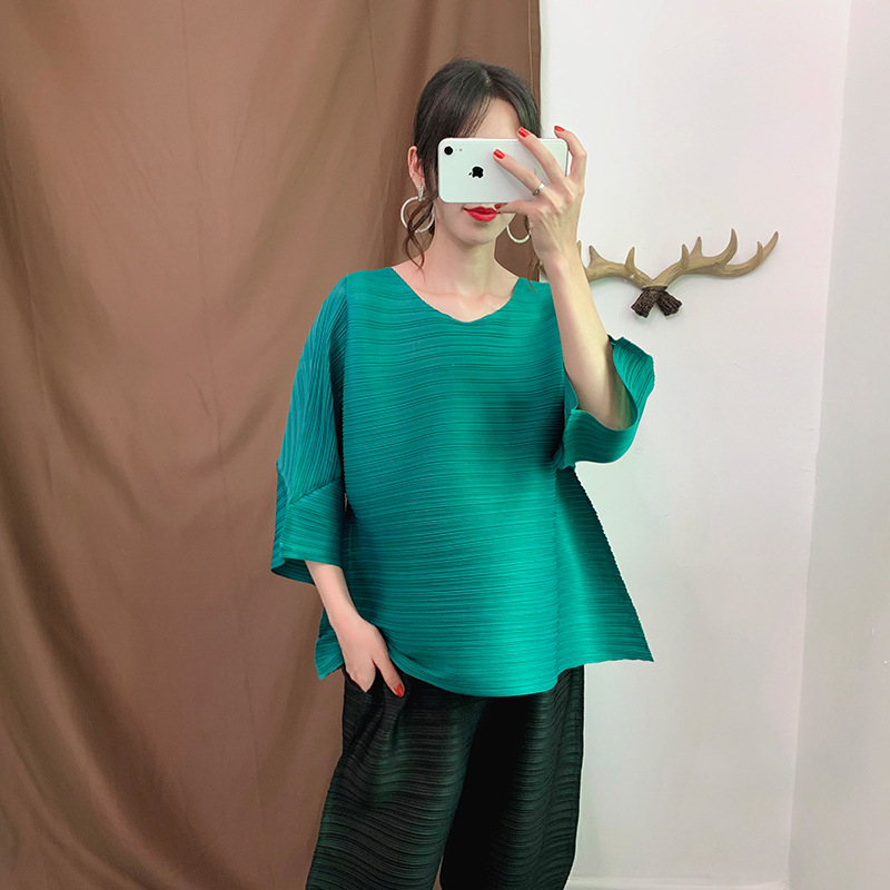 Autumn Women Pleated Fashion New Tidal Tops Loose Big Size Shirts