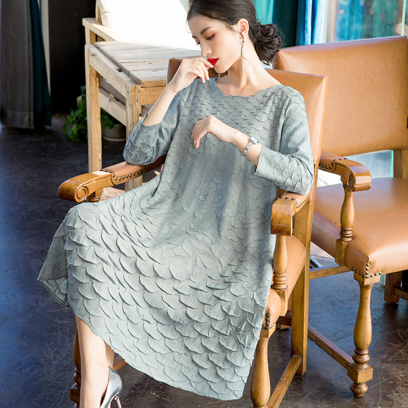 Spring 2020 Trend Women Loose Large Embroidered Pleated A-line Dress