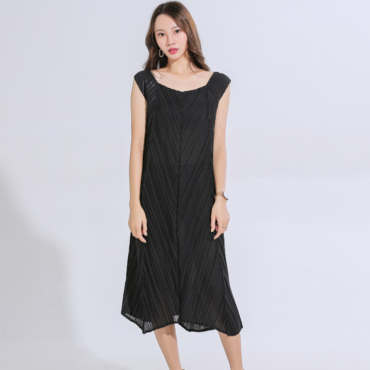 Pleated Solid Loose Dress Sleeveless Wide Shoulder Strap Design