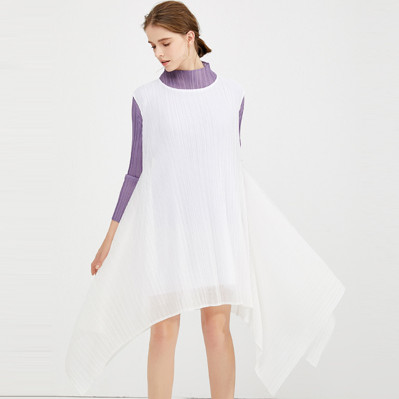 Spring 2020 New White Pleated Dress Round Neck Sleeveless Women's Loose Large Dress