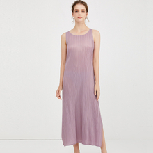 Women Pleated Dress 2020 Spring New Fashion Sexy One Button Sling Split Dress