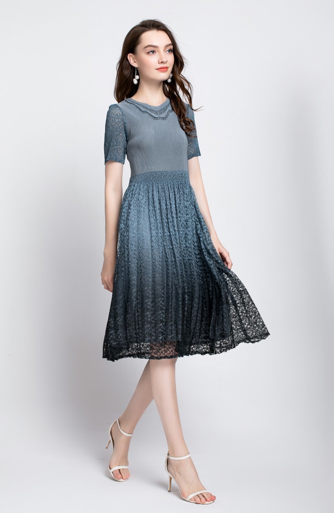 Autumn Women Pleated Dress Tidal Fashion New Lace Loose Dress