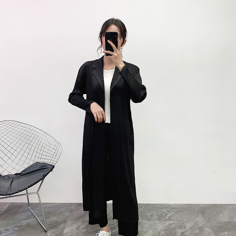 Pleated Windbreaker Autumn And Winter 2019 New Style Apricot Long Windbreaker Women's Coat