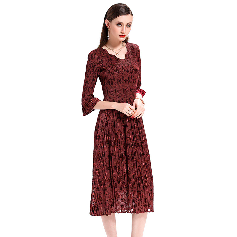 Women Pleated Lace Lady Elegant V Neck Bat Sleeves Casual Fashion New Dress