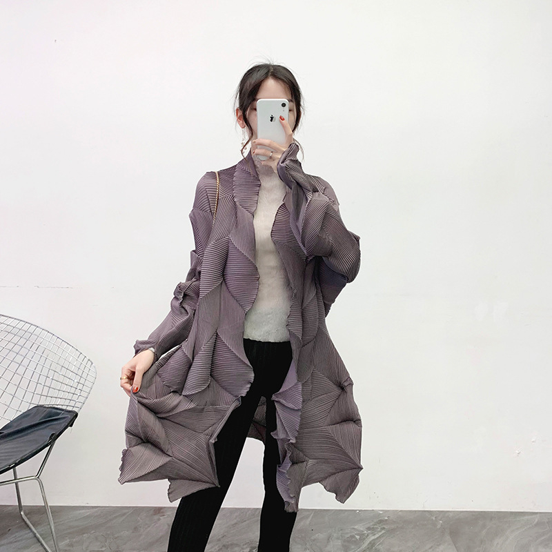 Women Fashion New Pleated Fashion New Tidal Crinkled Loose Big Size Cardigan Jacket Coat