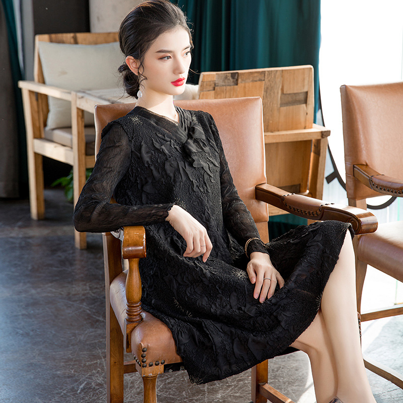 Women Red Large Embroidered Dress 2020 Spring New Loose Pleated A-line Dress