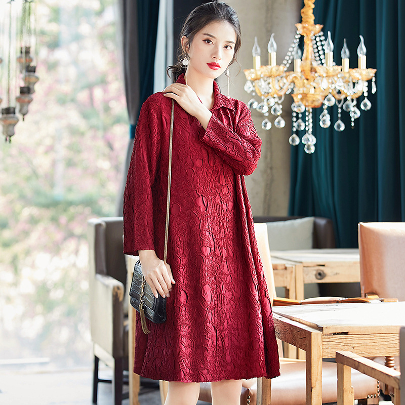 Heavy Industry Embroidery Large Dress 2020 Spring New Long Sleeve Pleated A-line Dress