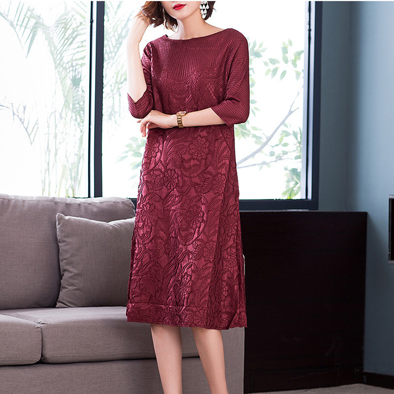Spring Women Fashion New Pleated Embroidered Loose Big Size Popular High Quality Dress