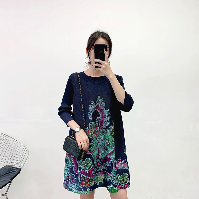 Pleated Large Print Dress 2020 Spring New Women's Loose Pleated A-line Dress