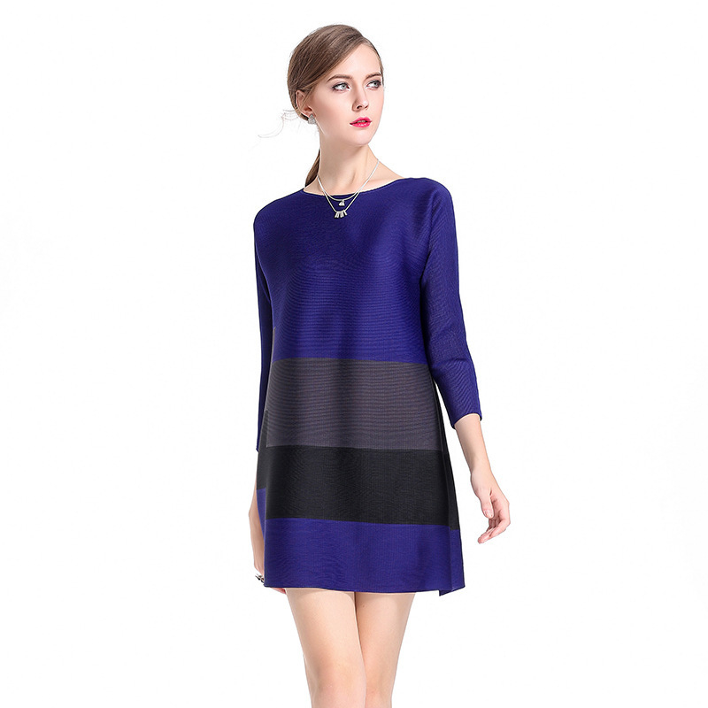 New European Solid Color Fashion Loose Size Women's Spring And Summer Pleated Shirts