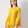 Spring And Summner Round Neck Women's Lantern Sleeve One Button Pleated Shirt