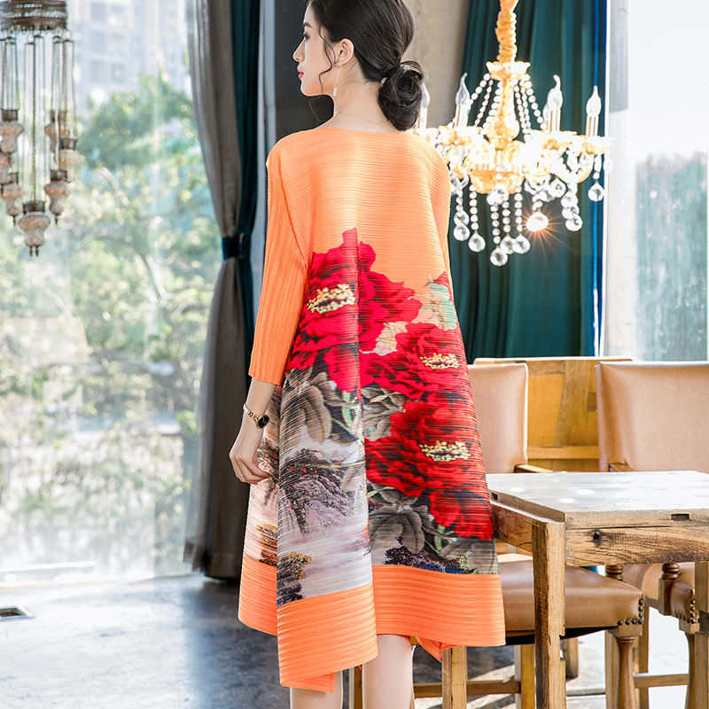 New Women's Fashion In Spring 2020 Pleated Loose Big Size Dress