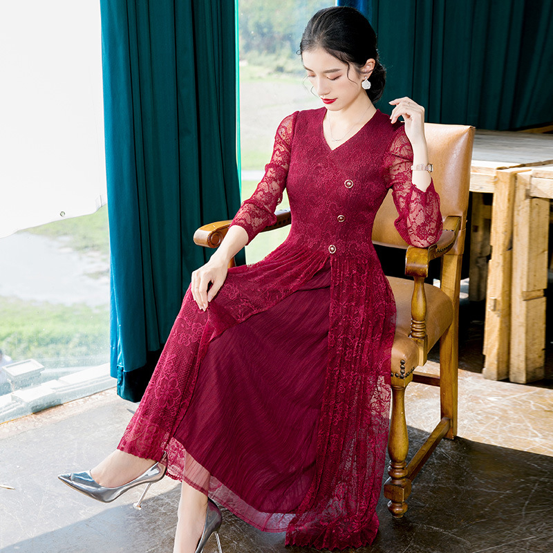 Lace Large Pleated Dress 2020 Spring New Slim Pleated Dress