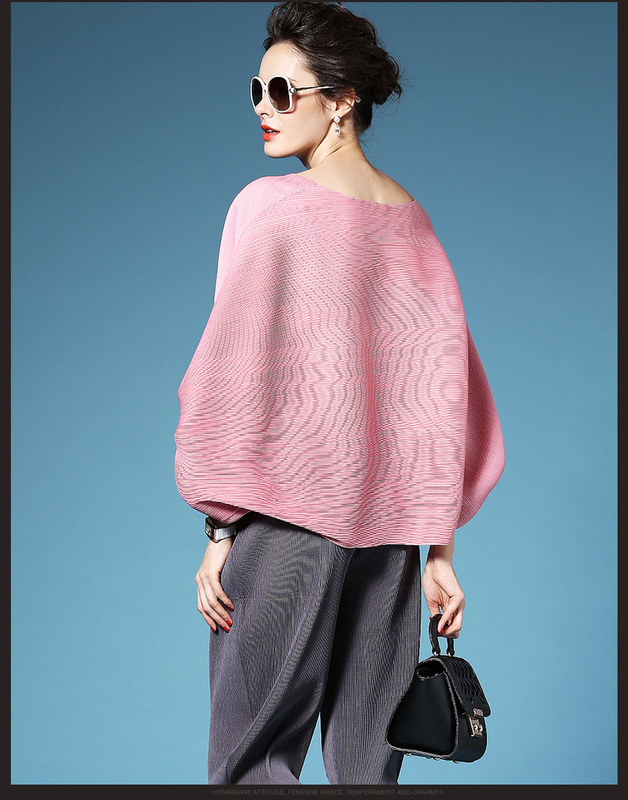 New Arrival Women Pletaed Casual Lady Solid Color O-neck Batwing Sleeve Pullover Blouse Shirts