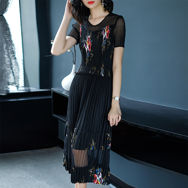 Women Lace Elegant Printing Pleats Lady Long Fashion New One-piece Dress