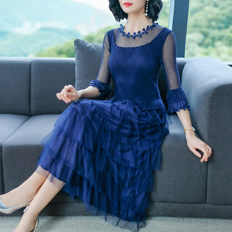 Spring Women Pleated Fashion New Tidal Lady Elegant Solid Color Popular Dresses