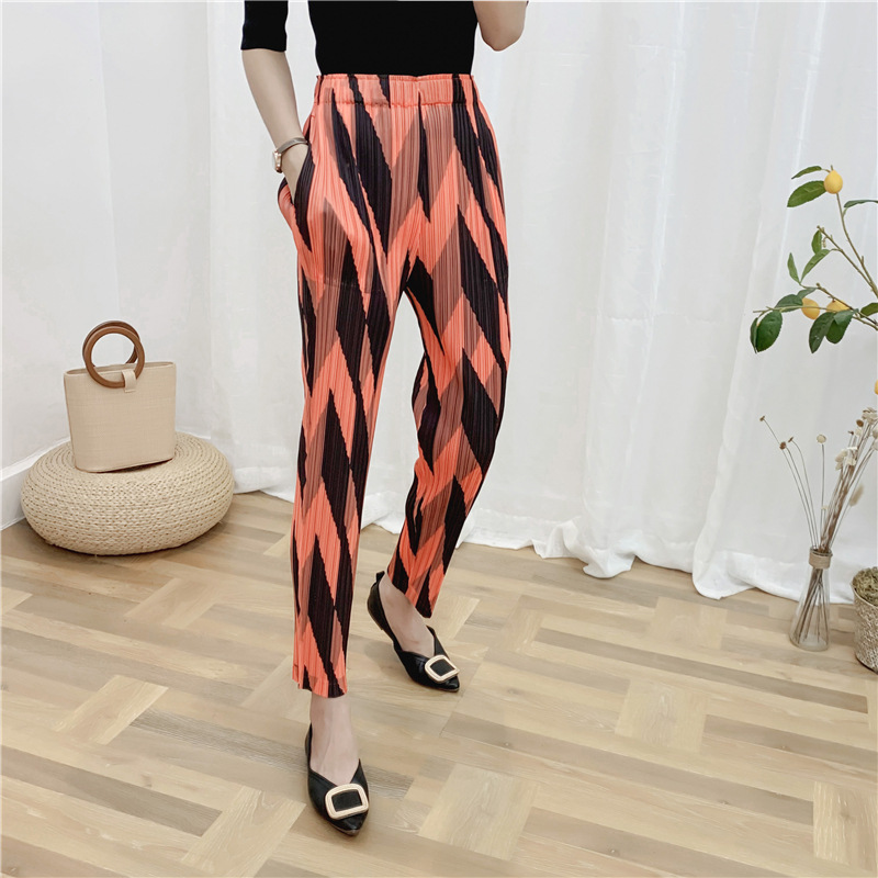 Autumn Women Pleated Trousers Fashion New Popular Loose Big Size Elastic Popular Tidal Pants