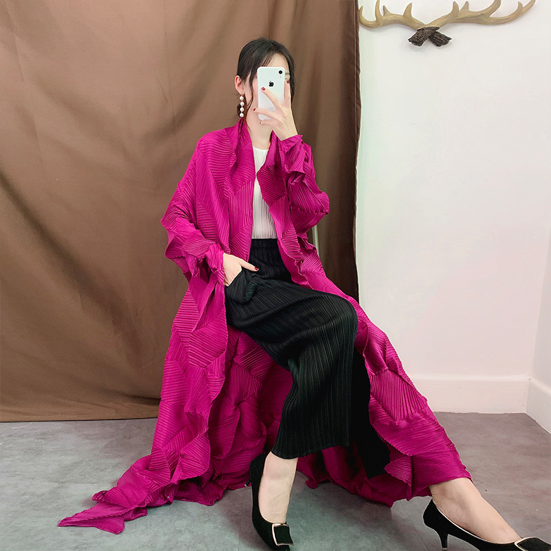 Autumn Women Pleated Fashion New Tidal Long Jacket Coat