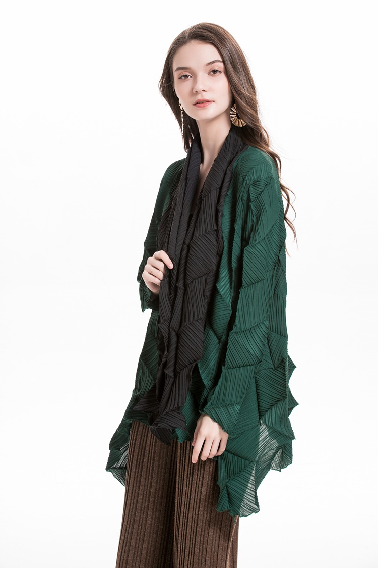 Autumn Women Pleated Fashion New Tidal Jacket Popular Big Size Coat