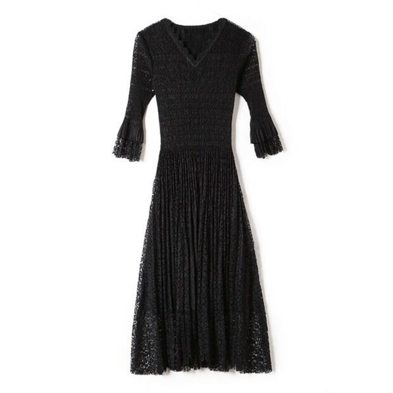 Women Pleated Dress Fashion New Pleated Lace Dress.