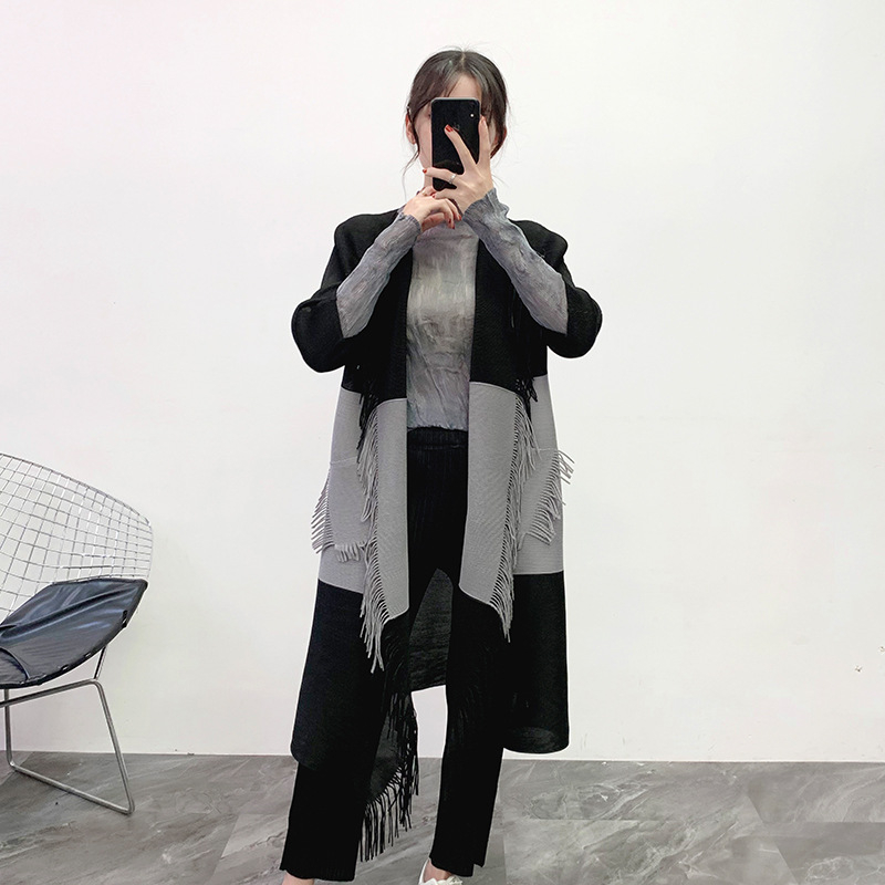 Women Pleated Tassel Coat Autumn And Winter 2019 New Loose Large Cardigan Crimped Trench Coat