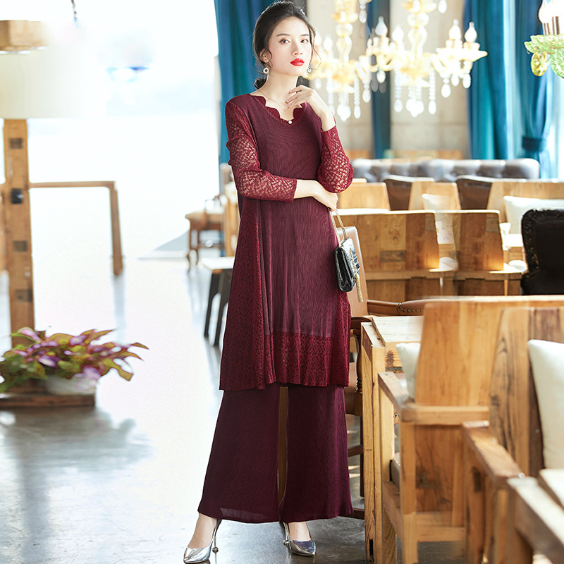 Early Spring 2020 New Fashion Fold Suit Long Sleeve Large T-shirt Top Loose Large Leg Pants Pleated Clothing Set