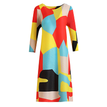 High End Western Style Printing Age Reducing Dress Spring 2021 New Women's Loose Plus Size Pleated Dress